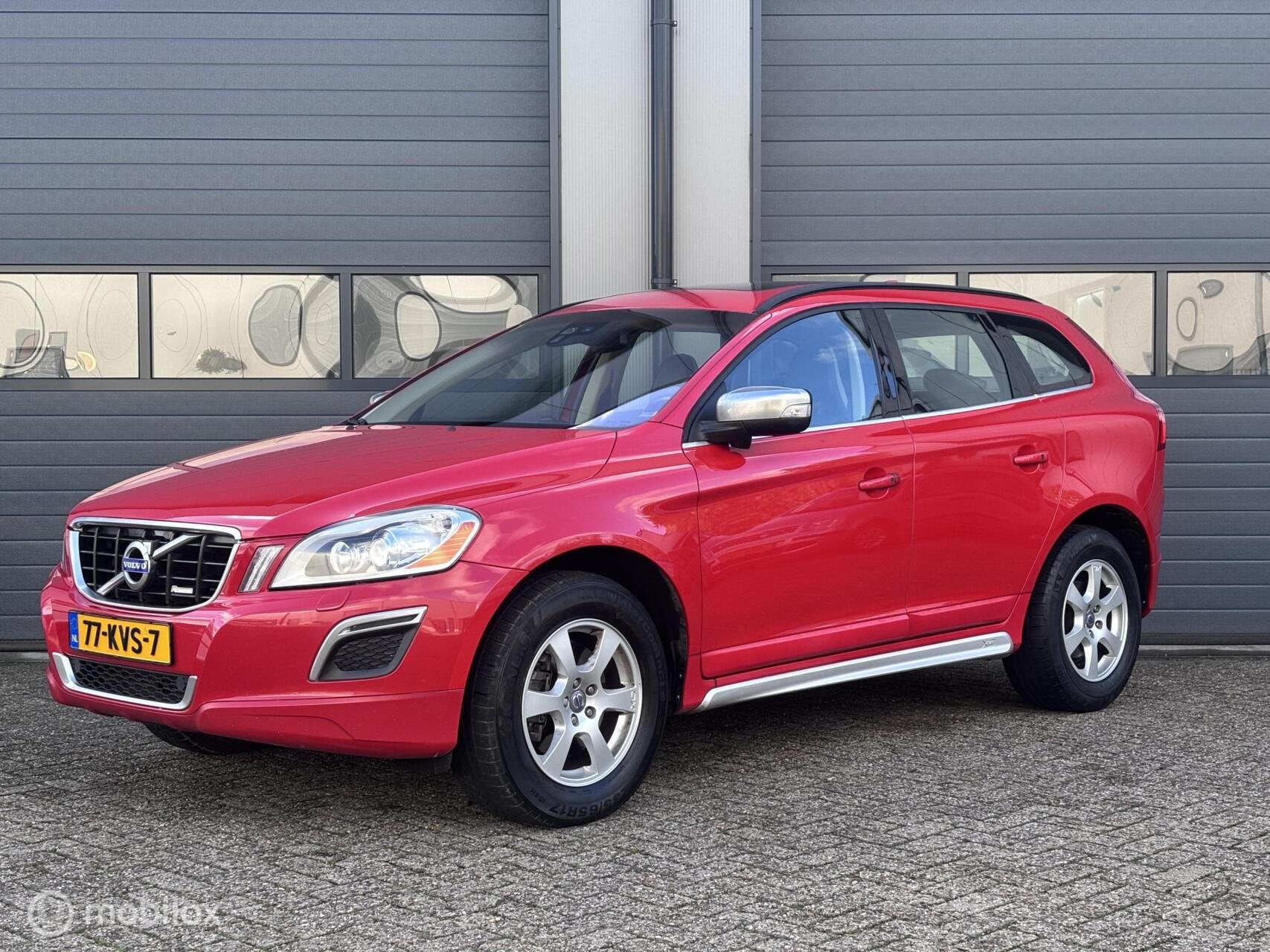 Volvo XC60 2.4 D5 AWD R-Design, Auto's, 197 €/maand, 2000 kg, Vierwielaandrijving, 1711 kg