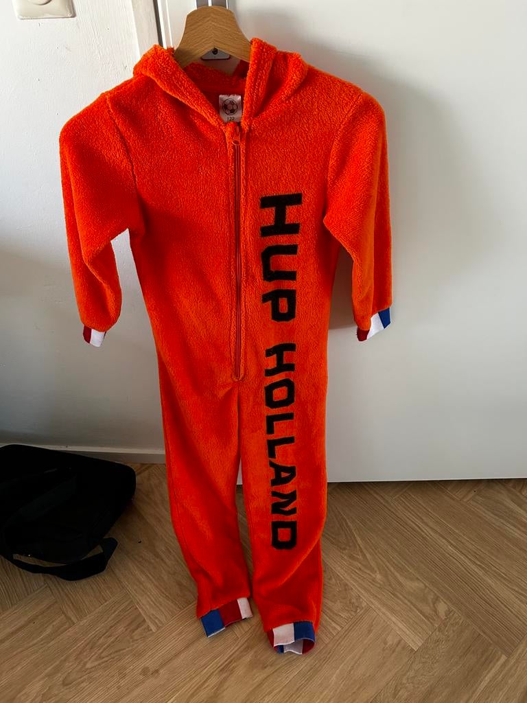 Onesie WK maat 122/128, Kinderen en Baby's, Kinderkleding | Maat 122, Ophalen, Zo goed als nieuw, Jongen of Meisje, Overige typen