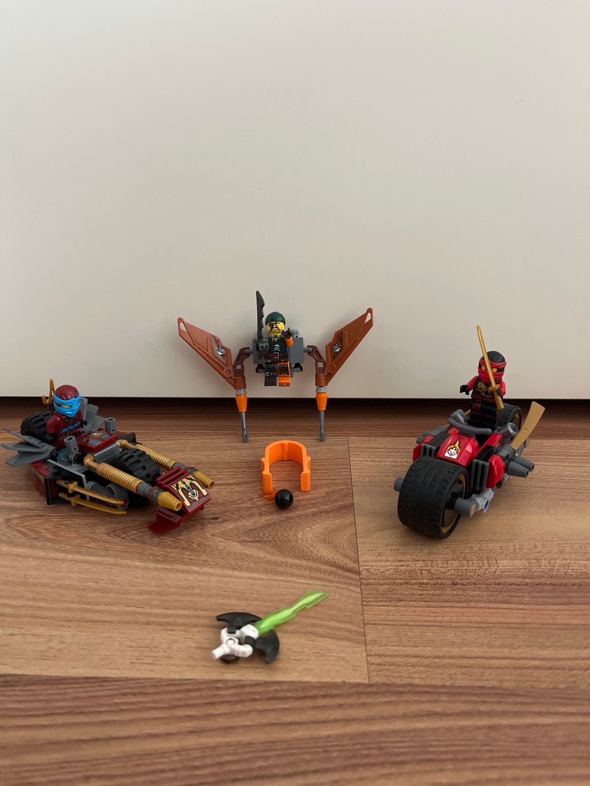 Lego Ninjago 70600 set met voertuigen en figuren, Ophalen of Verzenden, Zo goed als nieuw, Lego