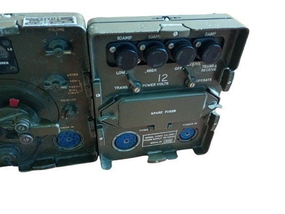 Amerikaanse willys jeep radio ( Vietnam periode ), Amerika, ., Ophalen of Verzenden, .