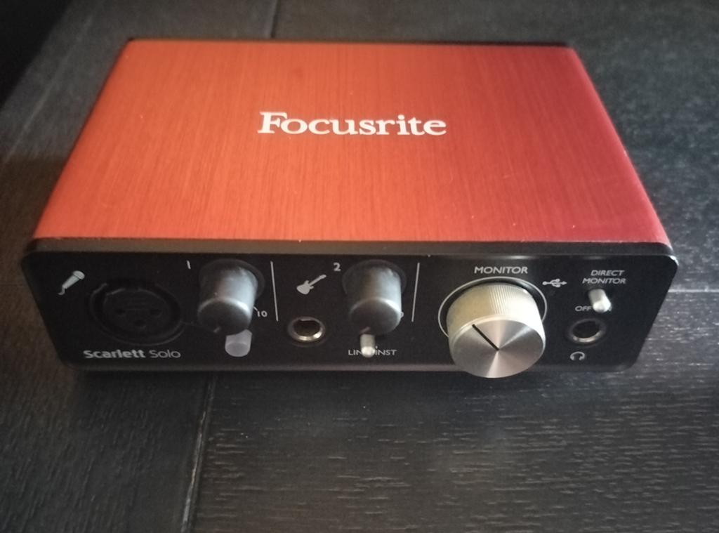 Focusrite Scarlett Solo 2nd Gen Audio Interface, Computers en Software, Geluidskaarten, Gebruikt, Ophalen of Verzenden