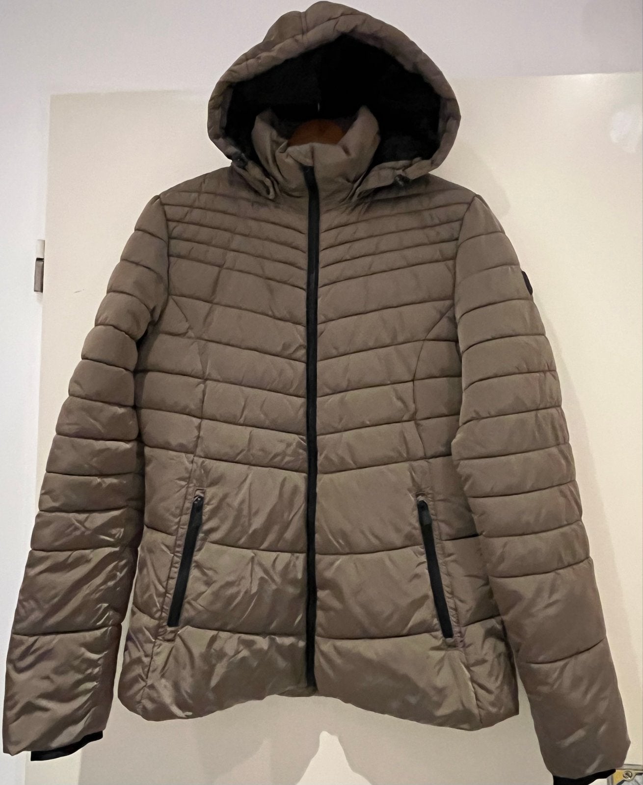 Kjelvik gewatteerde jas maat 38, Kleding | Dames, Ophalen of Verzenden, Zo goed als nieuw, Maat 38/40 (M), Bruin