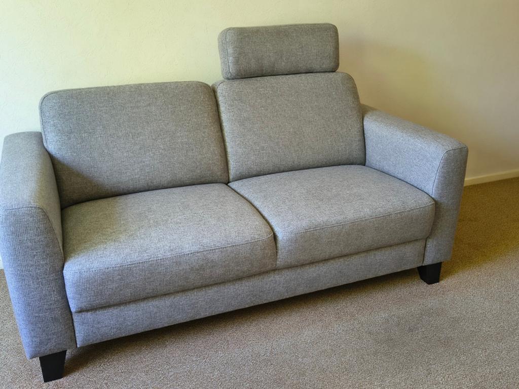 Comfortabele 2-zitsbank met losse hoofdsteun, Ophalen, 150 tot 200 cm, Tweepersoons, 75 tot 100 cm
