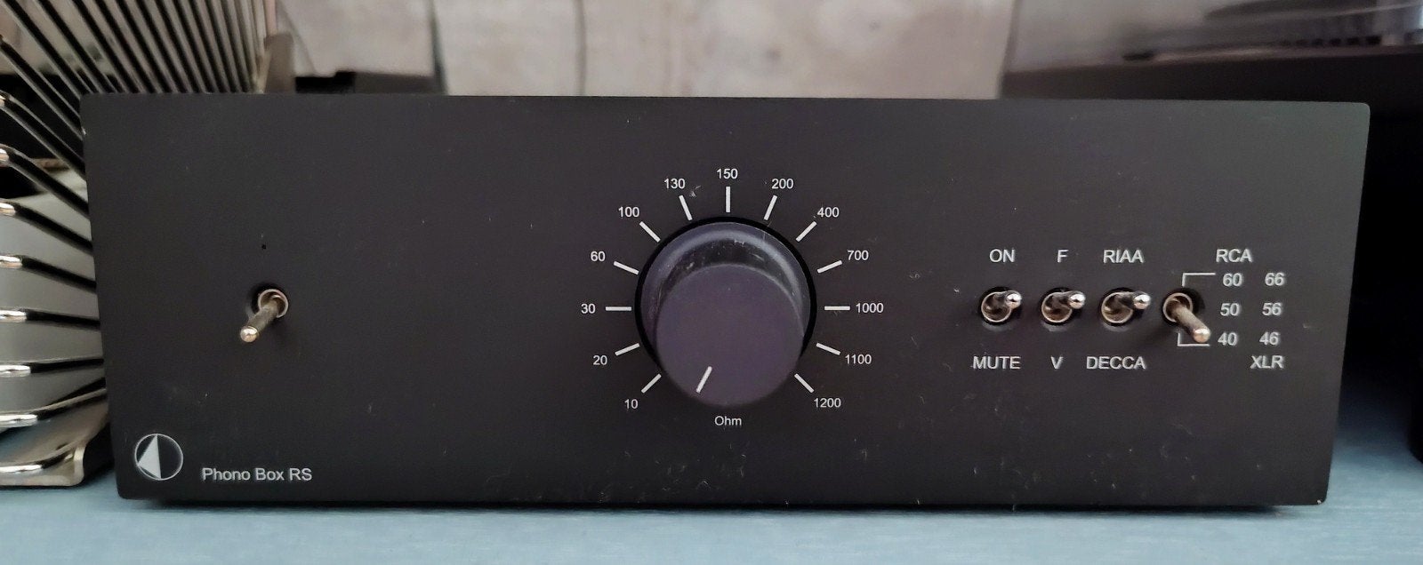Pro-ject Phono Box RS zwart,in nieuwstaat incl voeding, Audio, Tv en Foto, Platenspelers, Ophalen of Verzenden, Zo goed als nieuw