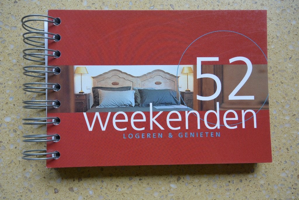 52 weekenden Logeren & Genieten - Ellie Brik, Ophalen of Verzenden, Ellie Brik, Gelezen, Overige merken