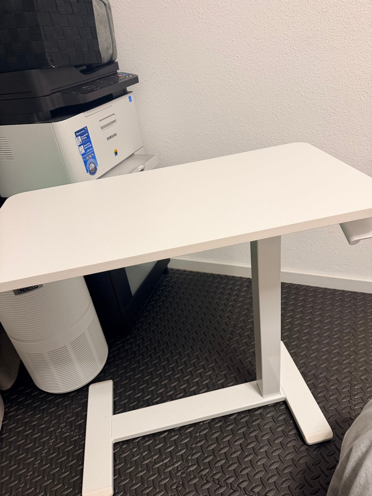 Nieuwe in hoogte verstelbare laptop/tablet tafel, Ophalen of Verzenden