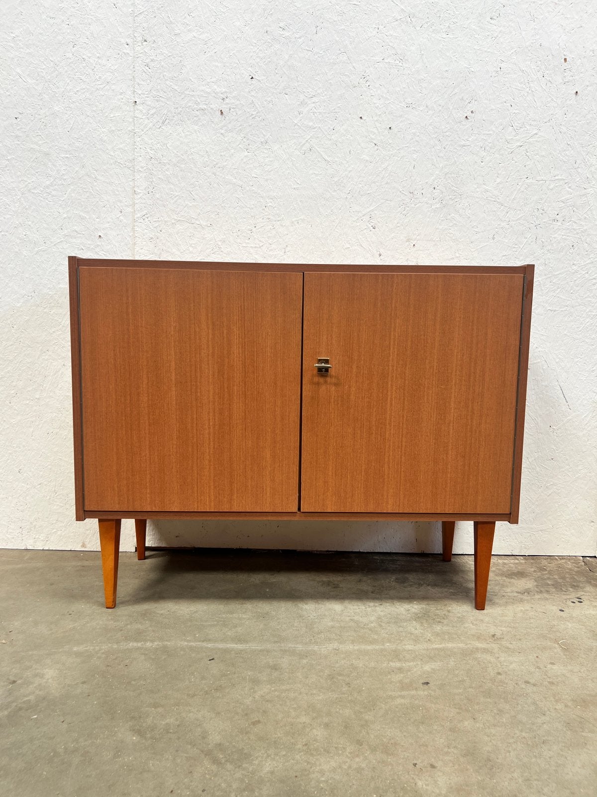 Vintage kastje / dressoirtje, hout 1980’s, Huis en Inrichting, Kasten | Dressoirs, Vintage, Mcm, midcentury, Onbekend, Onbekend