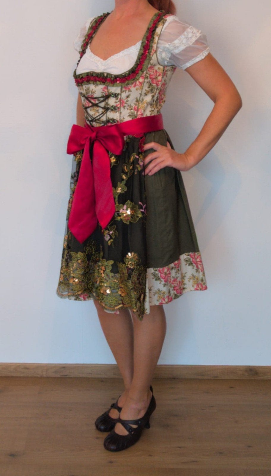Dirndl Jurk Gwandl Alm Maat 36-38, Kleding | Dames, Ophalen of Verzenden, Zo goed als nieuw, Maat 36 (S), Rood