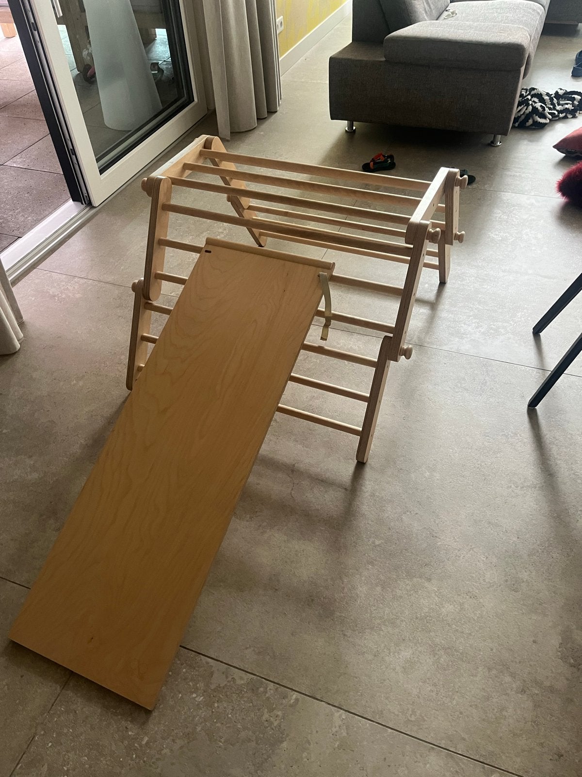 Houten Klimrek met Glijbaan - Montessori Speelgoed, Kinderen en Baby's, Ophalen of Verzenden, Zo goed als nieuw, Glijbaan