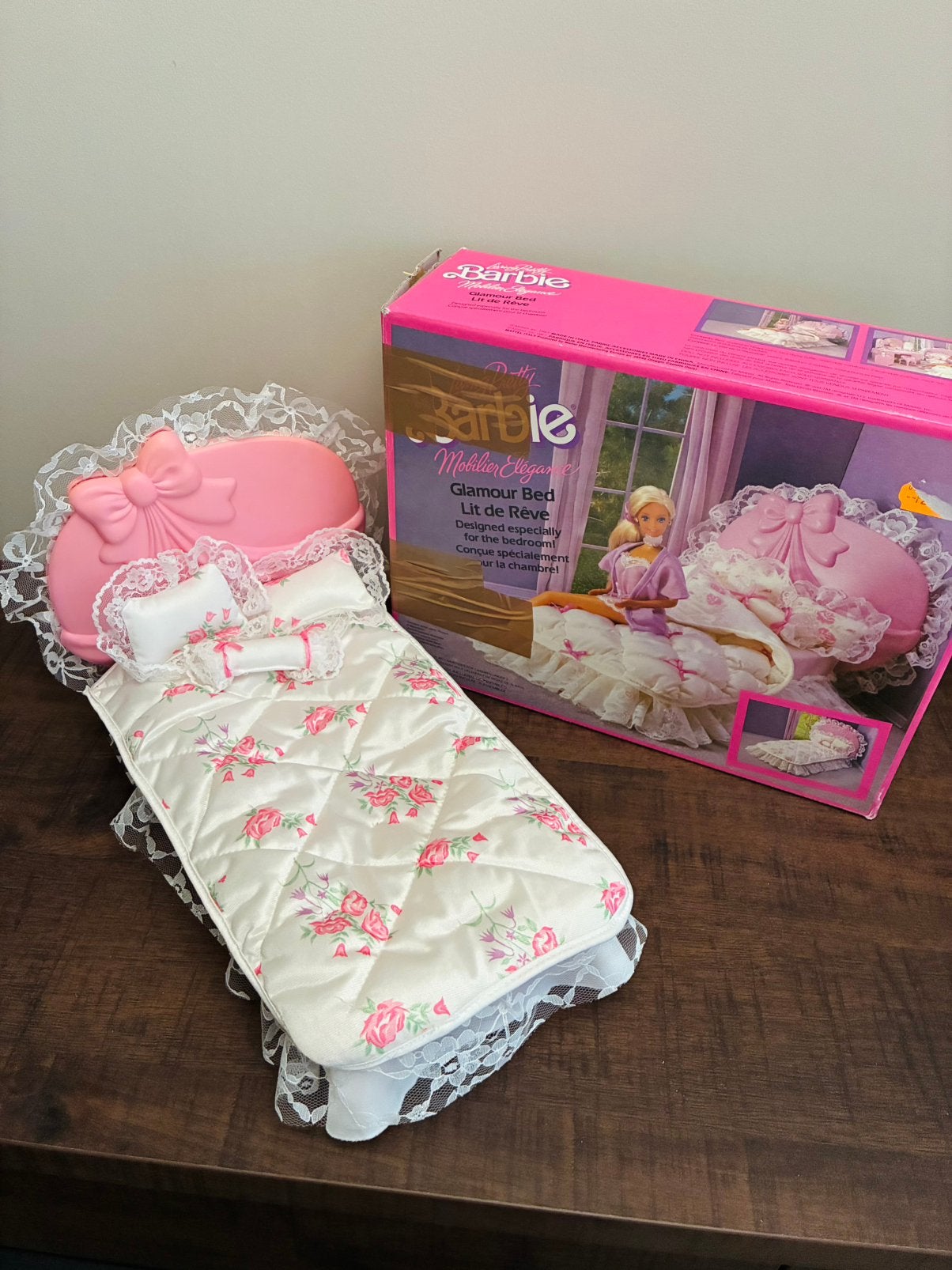 vintage Barbie Glamour Bed, Verzamelen, Ophalen of Verzenden, Zo goed als nieuw, Overige typen