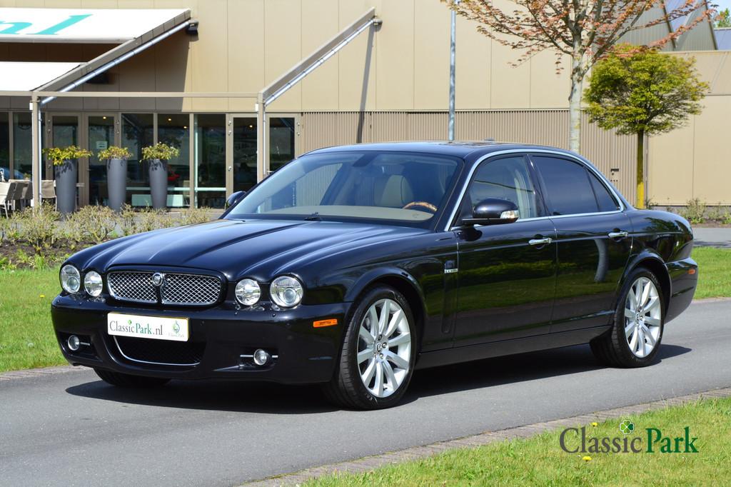 Jaguar XJ 2.7D (bj 2008, automaat), Automaat, Zwart, Bedrijf, Diesel