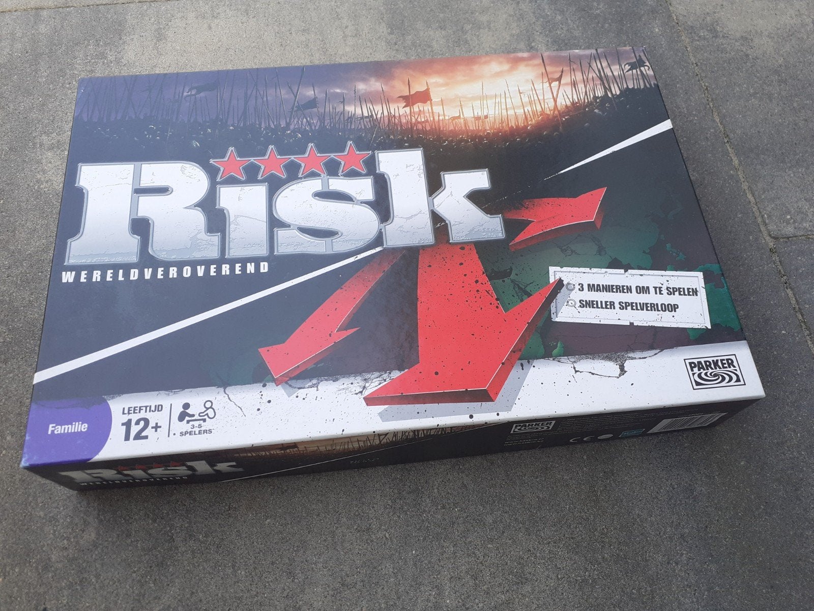 Risk, Hobby en Vrije tijd, Gezelschapsspellen | Bordspellen, Vijf spelers of meer, Ophalen of Verzenden, Zo goed als nieuw, Parker