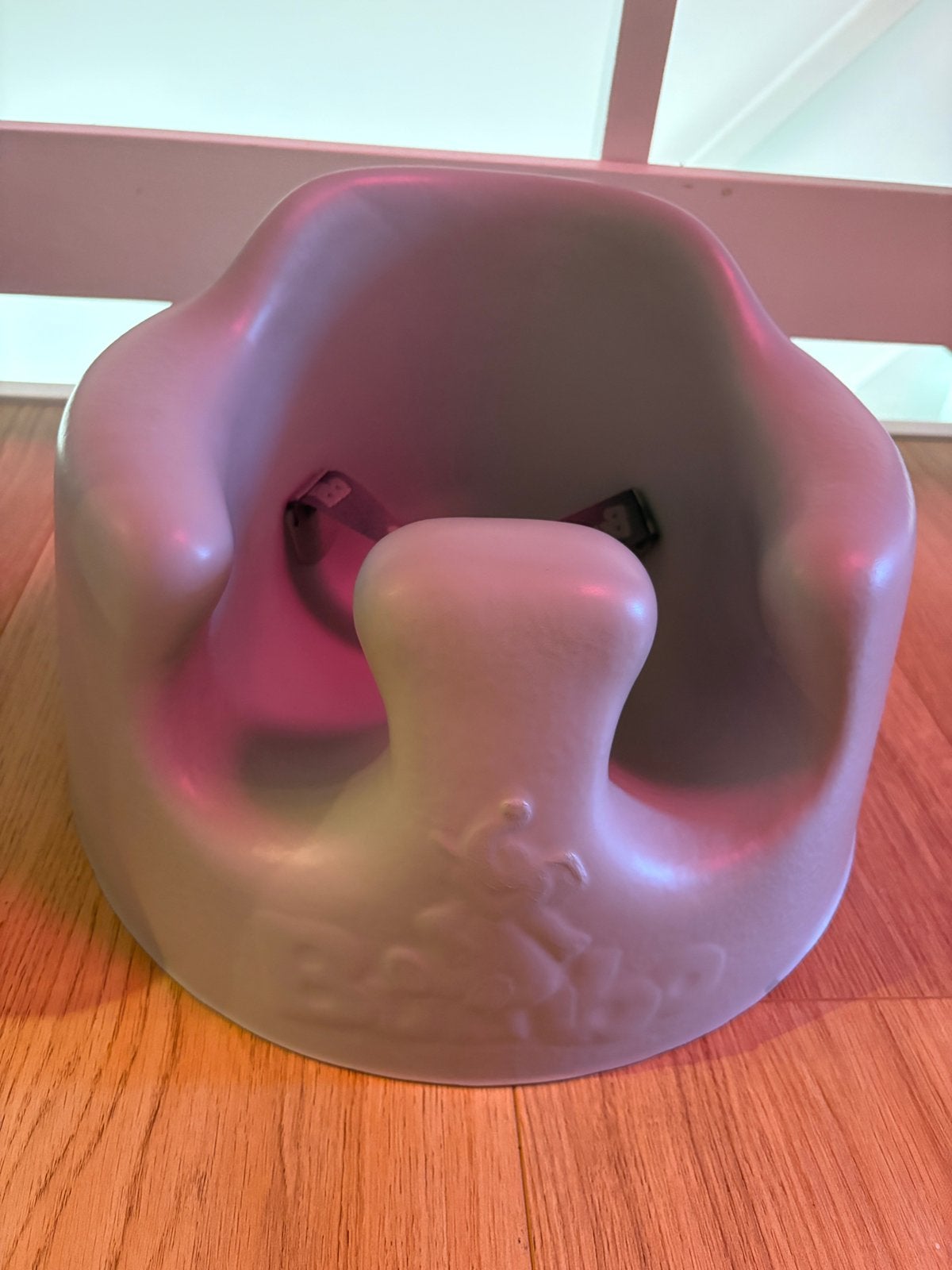 Bumbo Floor Seat Licht Grijs, Kinderen en Baby's, Kinderstoelen, Ophalen of Verzenden, Zo goed als nieuw, Overige typen
