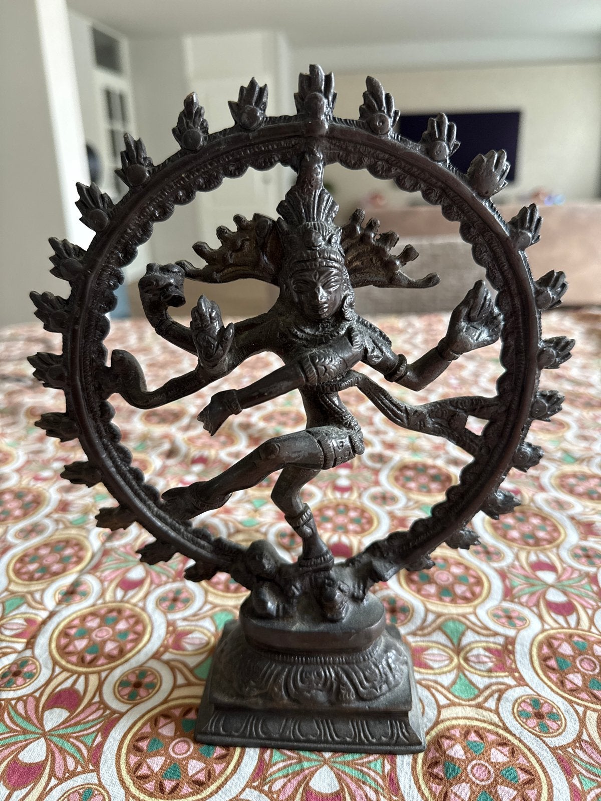 Bronzen beeldje Shiva Nataraja - 24 cm hoog, Ophalen, 20 - 50 cm, Beeld, Bruin