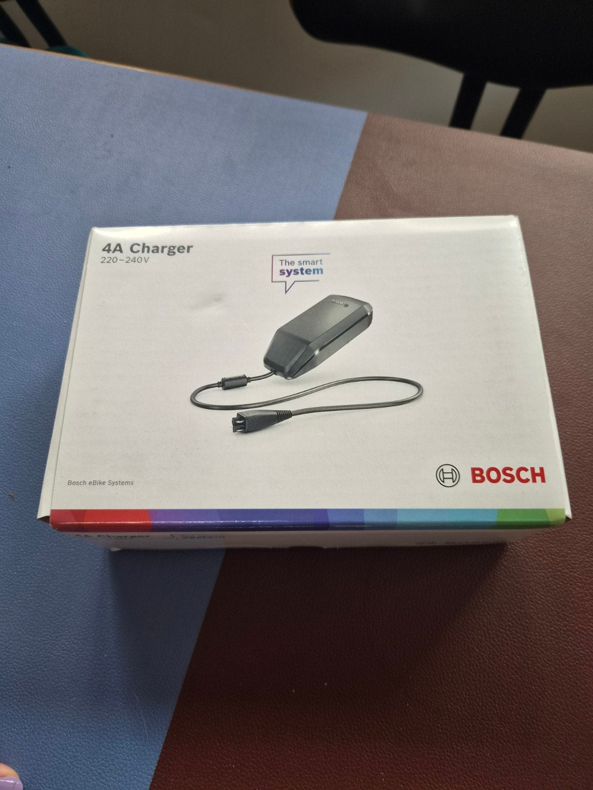 Bosch 4A Oplader voor elektrische fiets (nieuw), Fietsen en Brommers, Nieuw