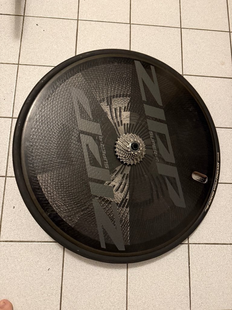 ZIPP Super-9 Disc Wheel 700C Carbon Centerlock  Shimano, Ophalen of Verzenden, Zo goed als nieuw, Overige typen