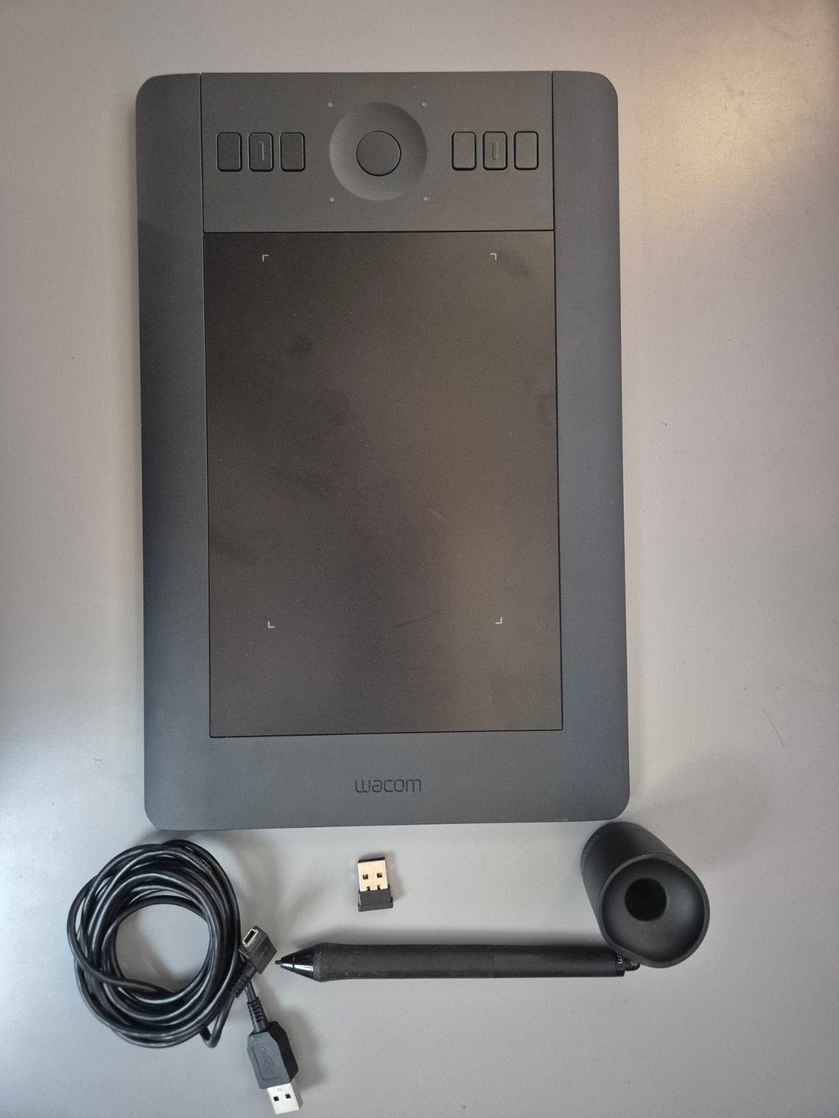 Wacom Intuos Pro Small PTH-451 tekentablet, Computers en Software, Gebruikt, Multi-touch, Ophalen of Verzenden, Draadloos