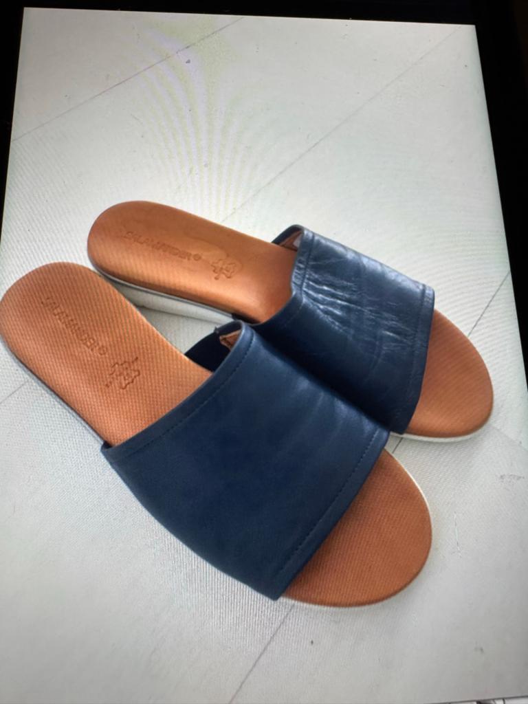 Salamander Slippers Maat 42 - Comfortabele Instappers, Ophalen of Verzenden, Zo goed als nieuw, Blauw, Slippers