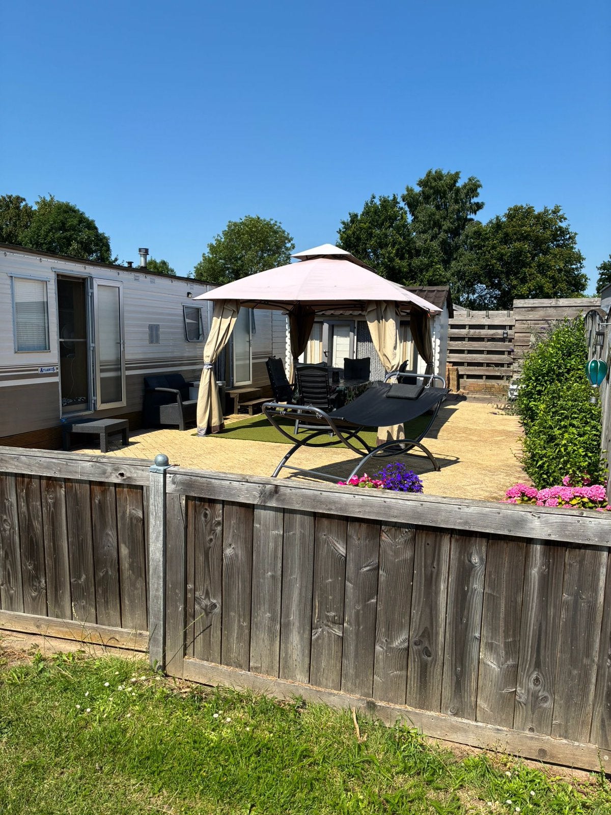 Stacaravan op camping de Rietschoof, Rondzit, Hobby, Particulier, Douche