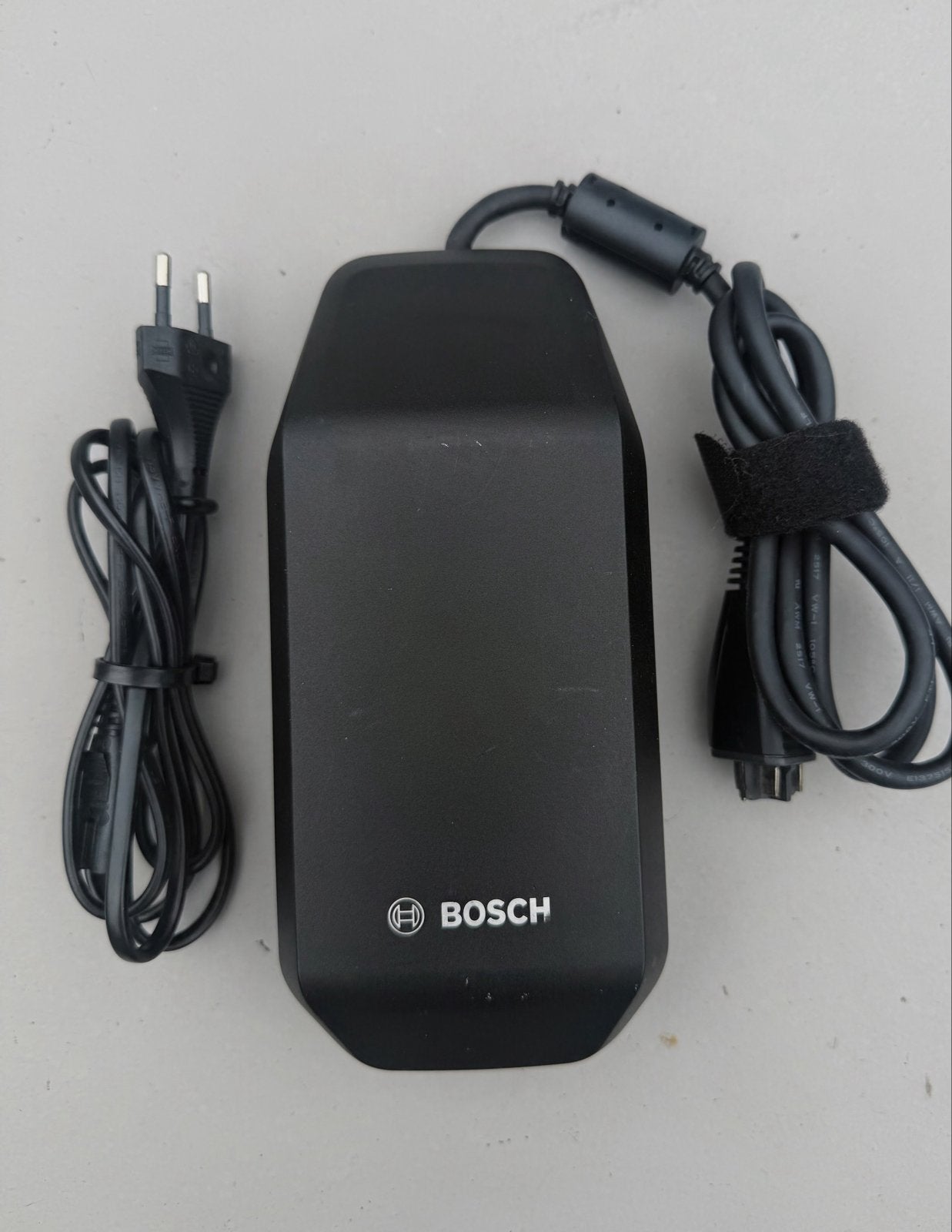 Bosch eBike Smart Acculader BPC3400 4A - Zo goed als nieuw, Fietsen en Brommers, Ophalen of Verzenden, Zo goed als nieuw, Elektrische fiets