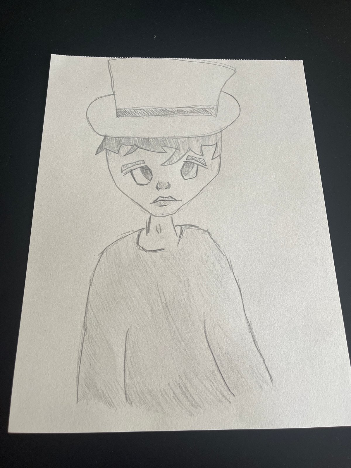 Potloodtekening van een jongen met hoge hoed, Antiek en Kunst, Kunst | Tekeningen en Foto's, Ophalen of Verzenden, Tekening, Potloodtekening