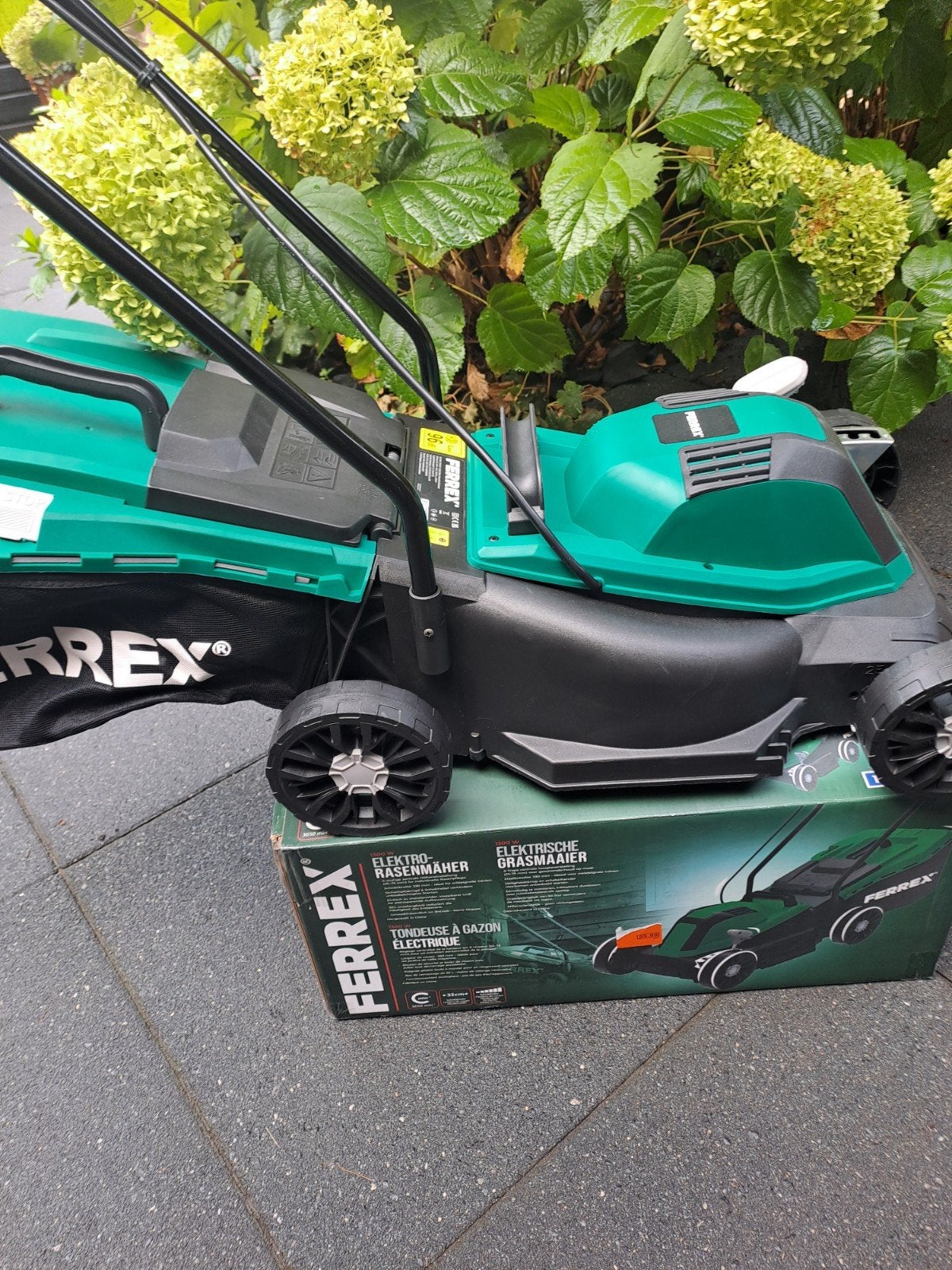 Ferrex Elektrische Grasmaaier - Zo goed als nieuw, Cirkelmaaier, Elektrische grasmaaier, Ferrex, Ophalen of Verzenden