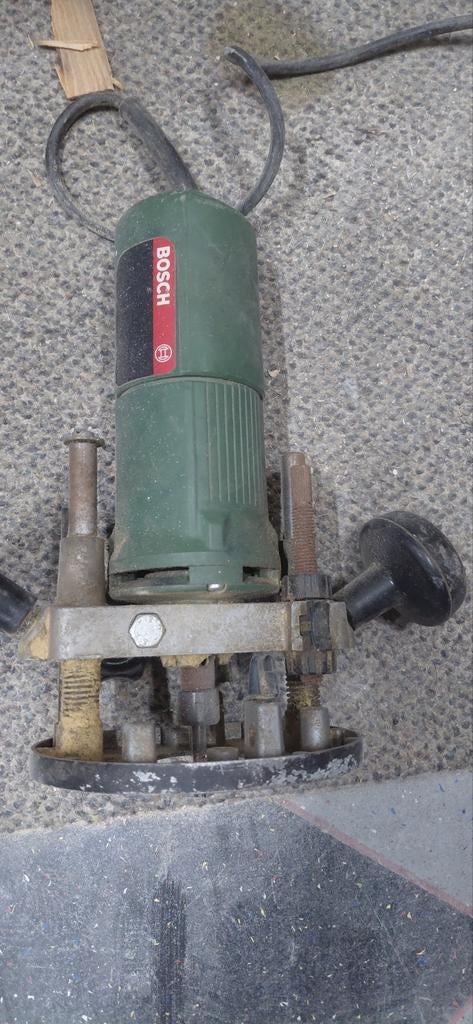 Bosch bovenfrees POF 52, Ophalen