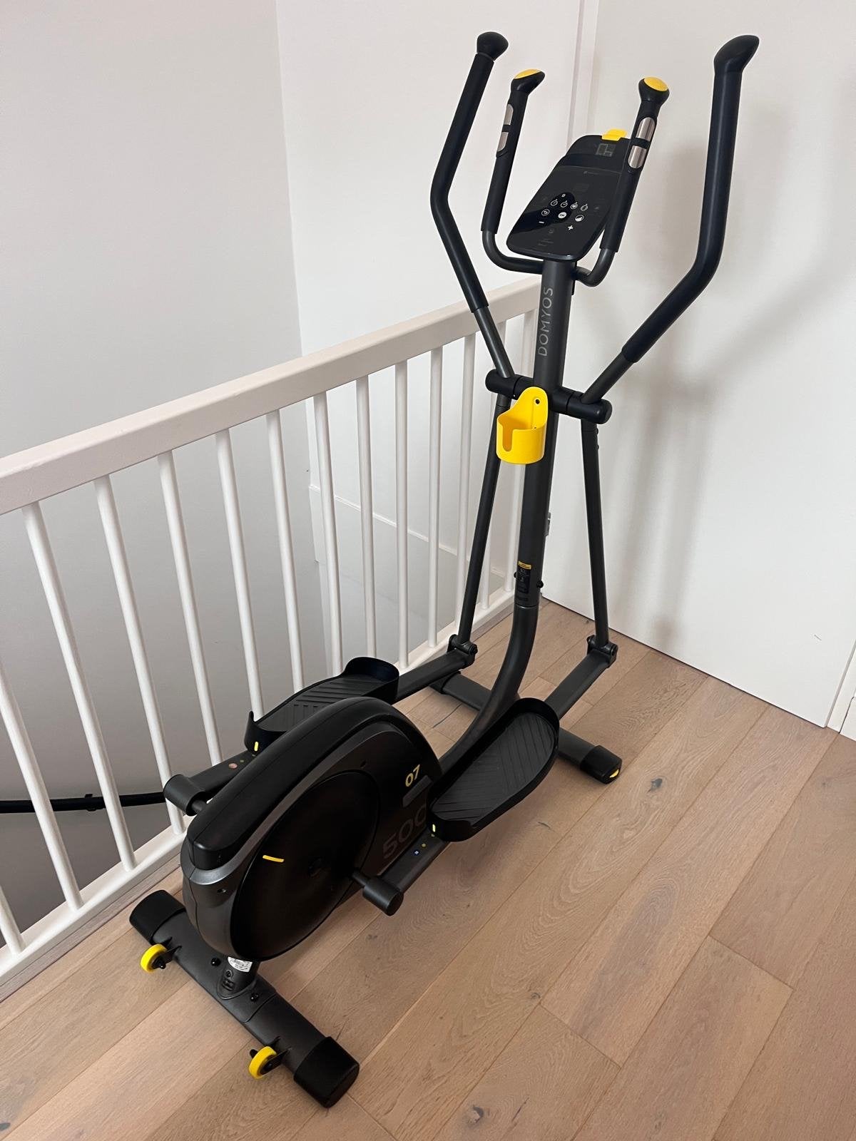 Domyos Crosstrainer EL 500 - Zo goed als nieuw, Sport en Fitness, Ophalen, Armen, Zo goed als nieuw, Crosstrainer