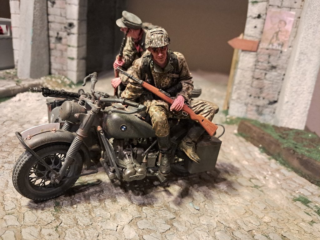 FREEDOM MOTOR MET ZIJSPAN R75 WWII 1/16 MET 2 MILITAIREN., Ophalen of Verzenden, Landmacht, Duitsland, Overige typen
