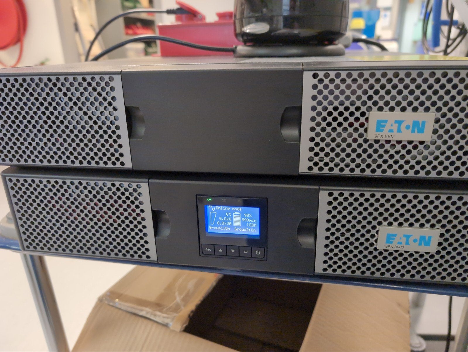 Eaton 9PX 3000VA UPS met 9PXEBM72RT Accu - Zo goed als nieuw, Ophalen, Zo goed als nieuw