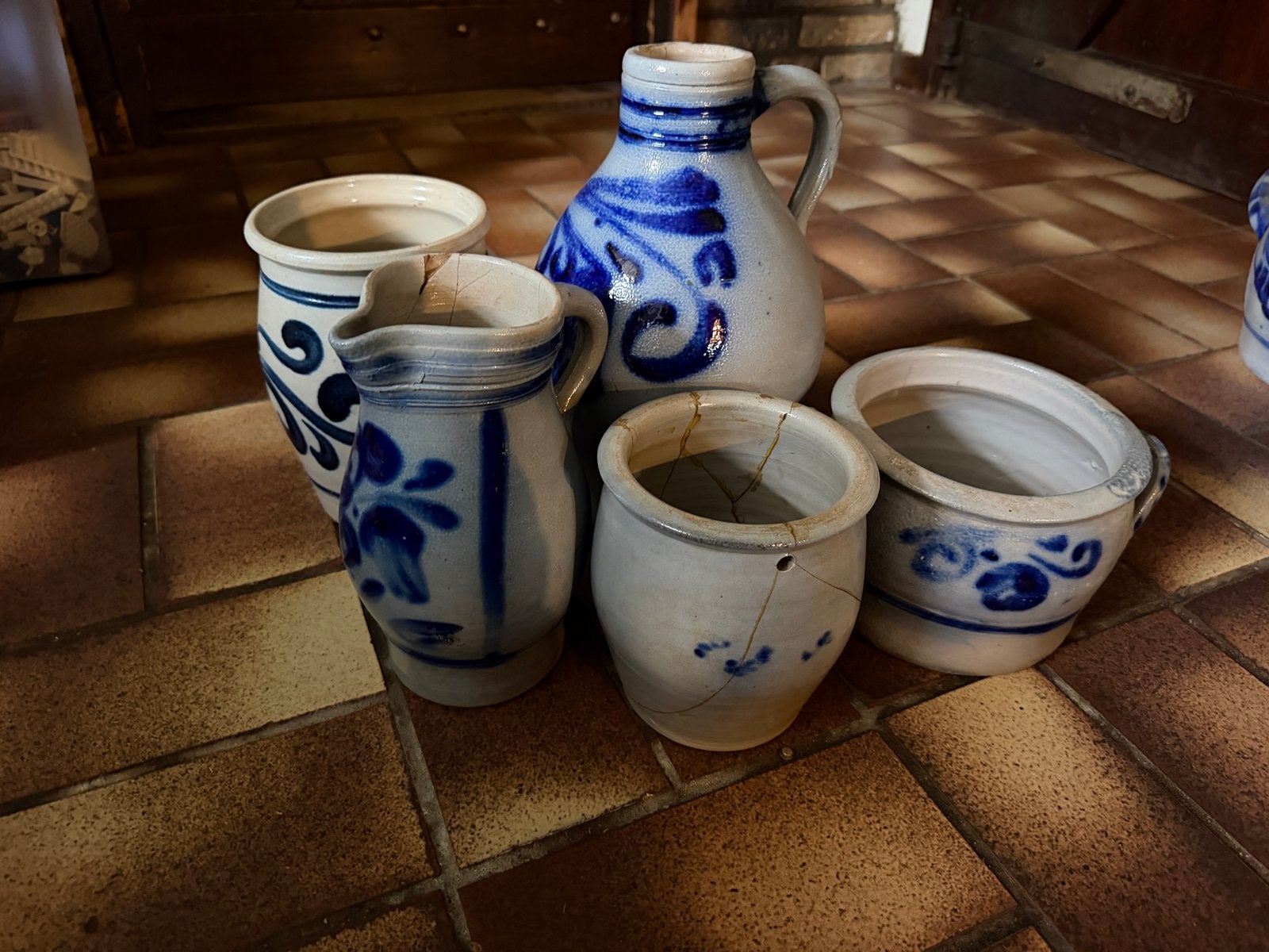 5 Keulse potten/kannen met gebreken - Decoratief, Ophalen