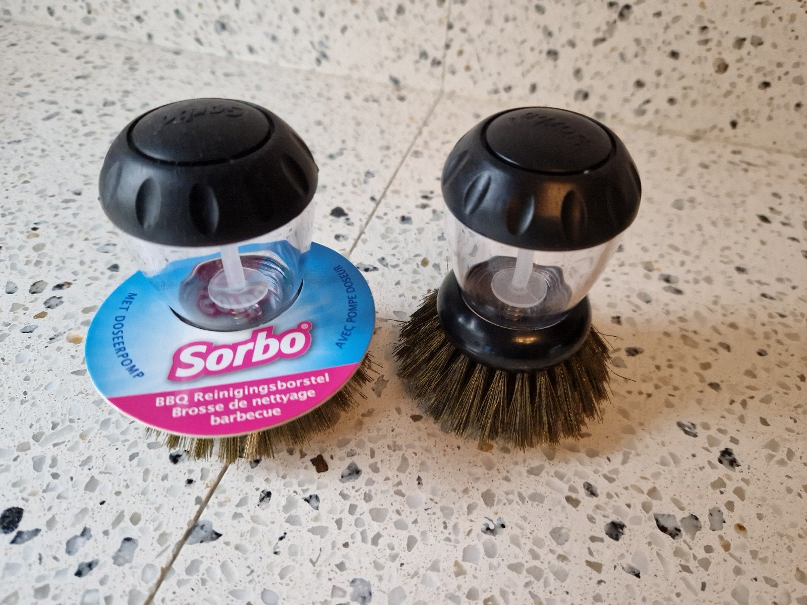 2 nieuwe BBQ schoonmaak/staalborstels voor 2,50, Ophalen of Verzenden, Nieuw, Sorbo