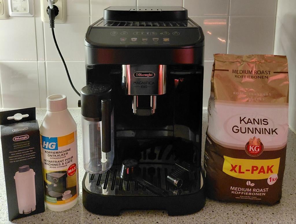 DeLonghi Magnifica Evo Koffiemachine - Volautomaat, Ophalen, Gebruikt, 10 kopjes of meer, Koffiemachine