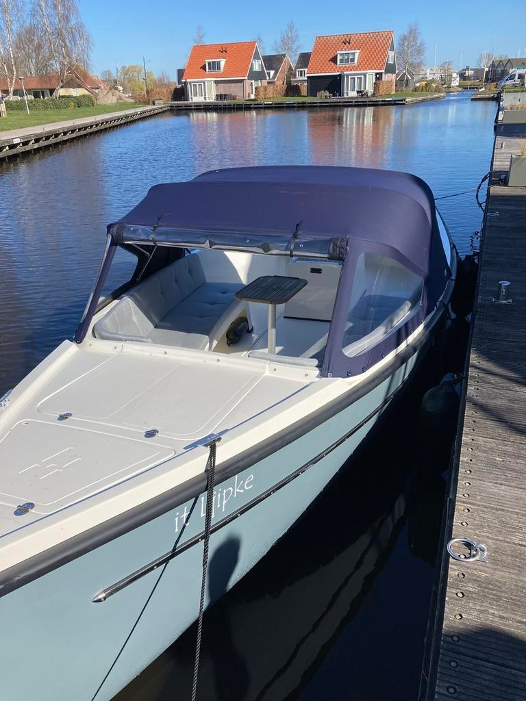 Elektrosloep Enduro 7.1m/8p/3.5kW/4.7 pk jaarlijks onderhoud, Watersport en Boten, Sloepen, Ophalen, Polyester, Elektrisch, Binnenboordmotor