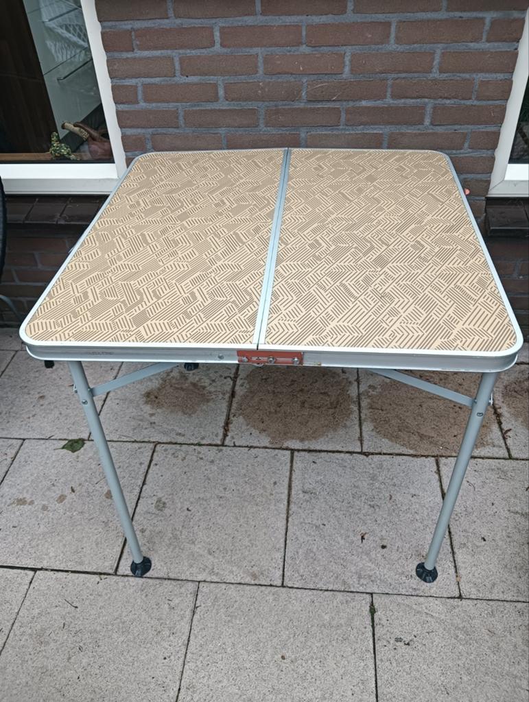 Grijs stoelen en bege tafel, Caravans en Kamperen, Kampeermeubelen, Ophalen of Verzenden, Campingstoel