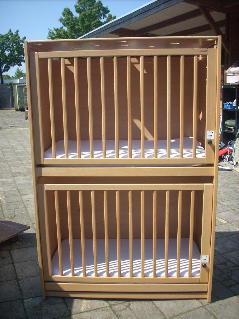 Kinderopvang DUO-bedjes - 2 stuks - zgan - mét 4xmatras, Ophalen, Gebruikt, Overige typen