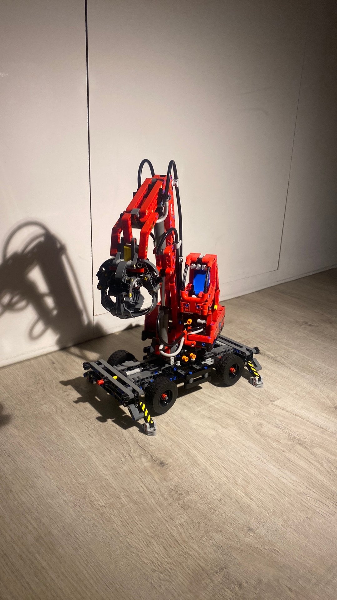 Lego technick 42144, Ophalen, Zo goed als nieuw
