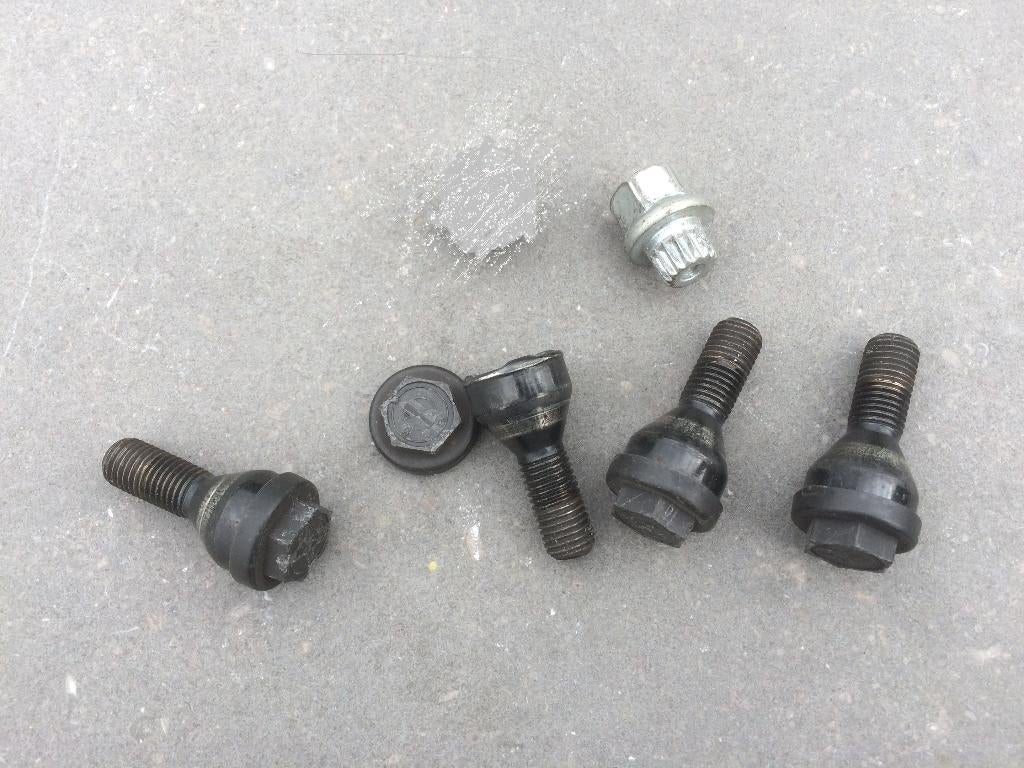 BMW Diefstalremmende wielbouten bmw M12 x 1,5 mm, Ophalen