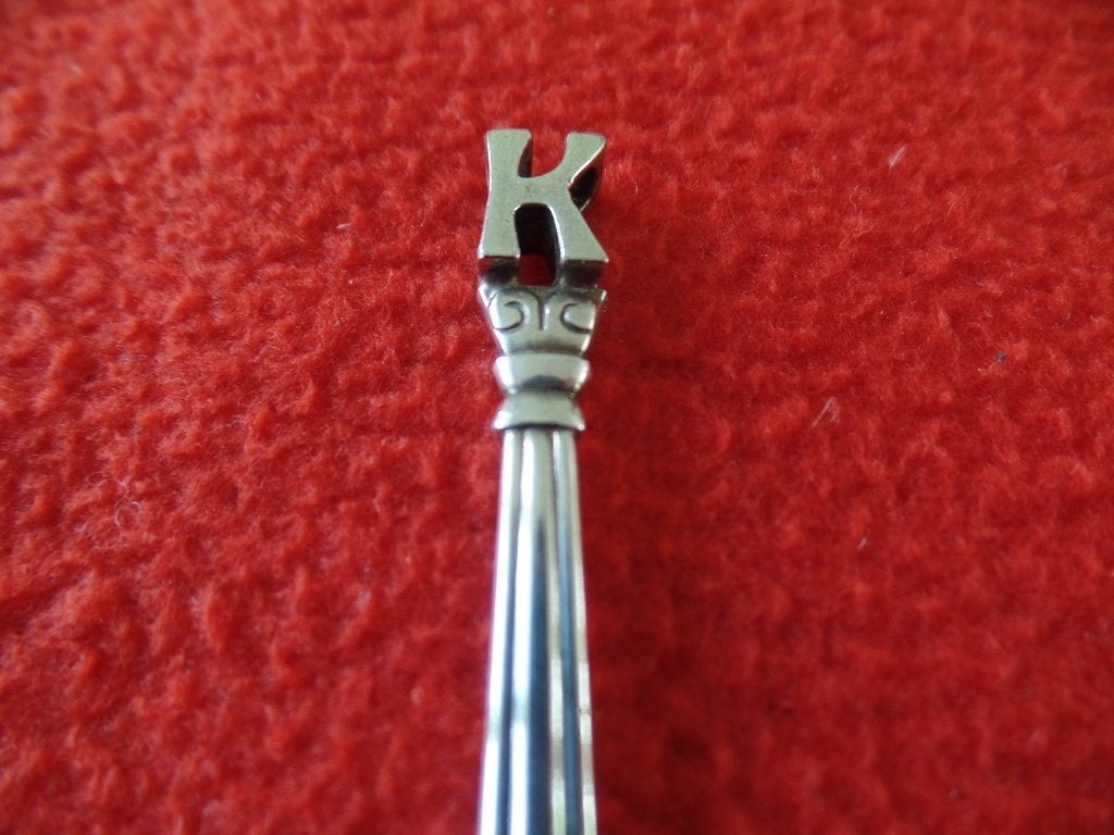 Oud verzilverd lepeltje - Letter K, Antiek en Kunst, Antiek | Bestek, Ophalen of Verzenden