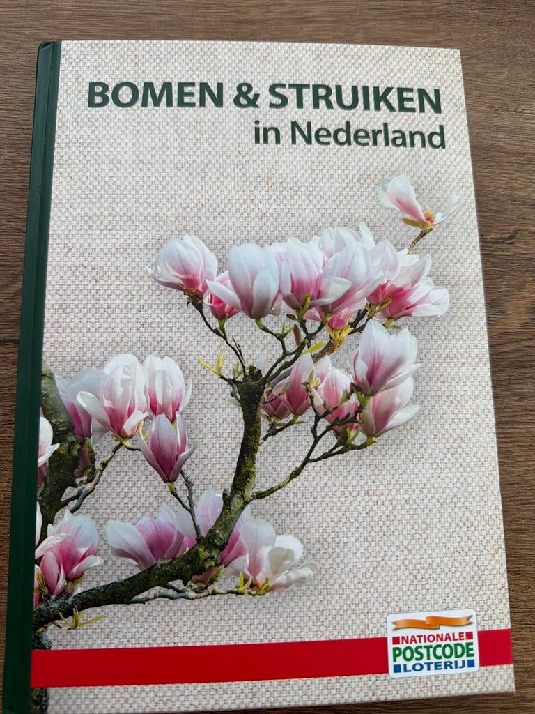Gratis Bomen & Struiken in Nederland - Natuurgids, Ophalen, Zo goed als nieuw, Bloemen, Planten en Bomen