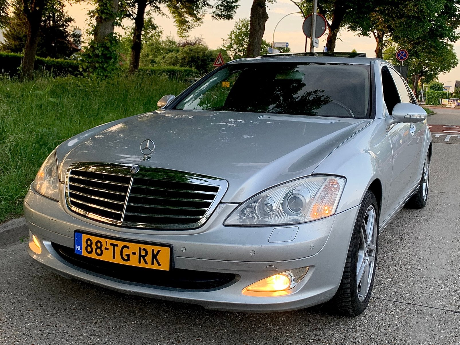 Mercedes-Benz S-Klasse 3.0 CDI S320 / Dakje / Memory / Leer, Auto's, Mercedes-Benz, Automaat, Achterwielaandrijving, Zwart, 2987 cc