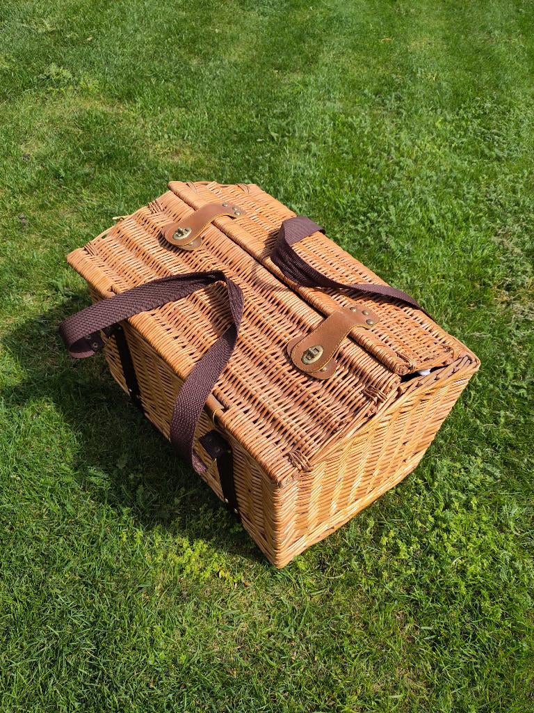 Picknick mand, Ophalen, Zo goed als nieuw
