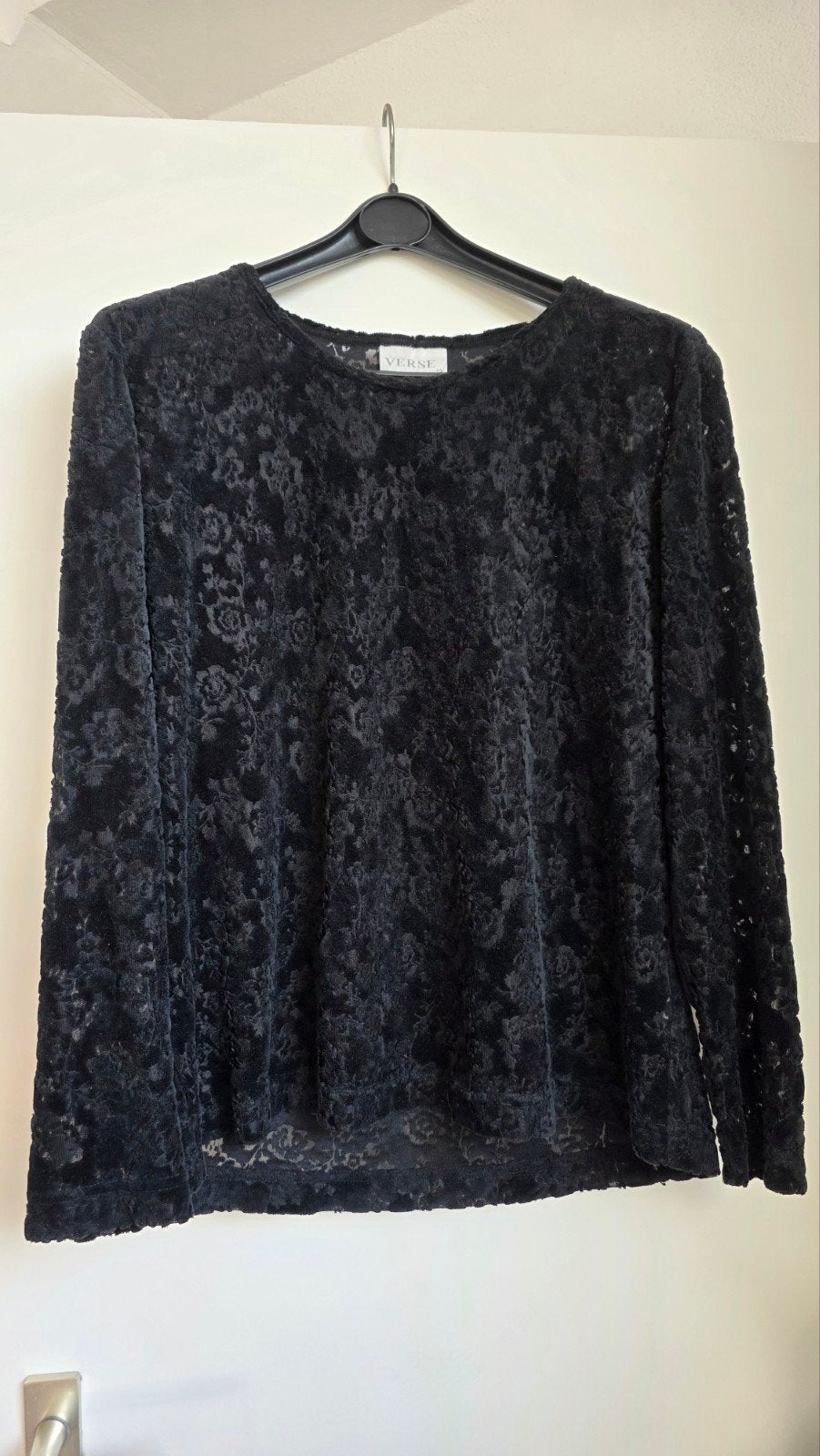Verse Zwarte Fluweel Look Top Maat 44 (valt klein), Zwart, Maat 42/44 (L), Ophalen of Verzenden, Lange mouw