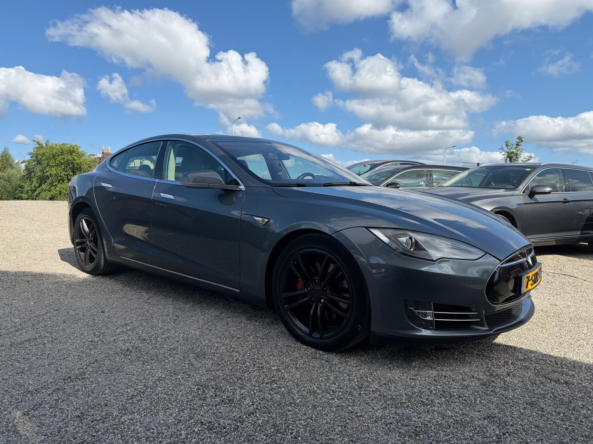 Tesla Model S 85 Base Free Supercharging Accu Reparatie geha, Auto's, Tesla, Achterwielaandrijving, Gebruikt, Zwart, 367 pk