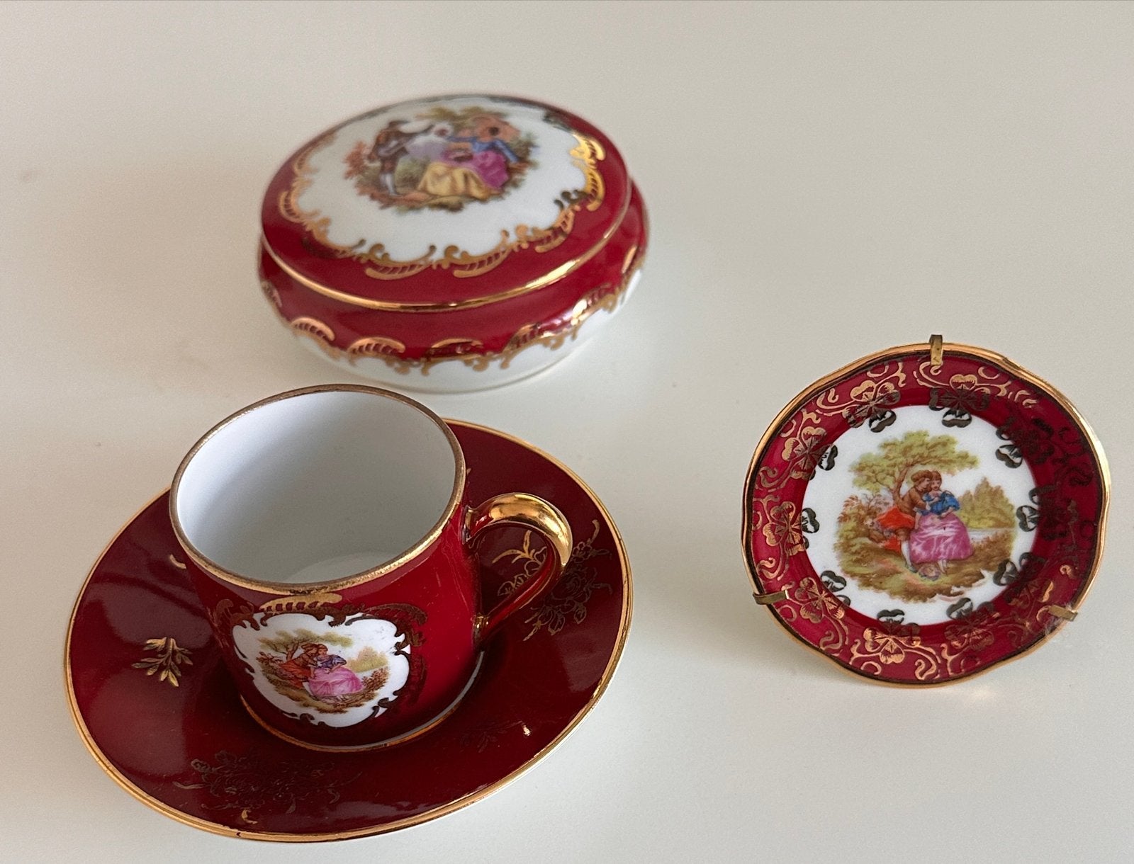 Limoges porseleinen set: kop en schotel, doosje, mini bordje, Ophalen
