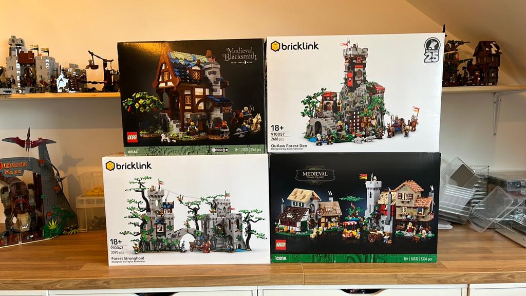 Lego castle/bricklink 910043/910057/10332/21325 kastelen, Ophalen of Verzenden, Zo goed als nieuw