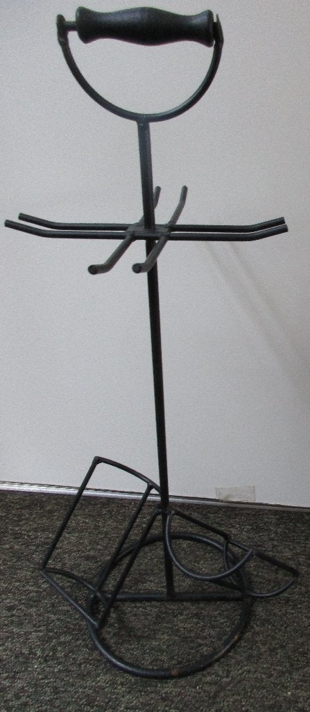 smeedijzeren wijnrek met glazenhouder - 55 cm, 50 – 75, Gebruikt, Ophalen of Verzenden, Minder dan 5 flessen
