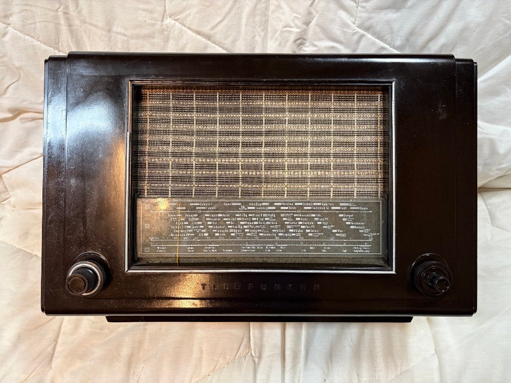 Antieke Telefunken radio, omgebouwd naar Bluetooth., Ophalen of Verzenden