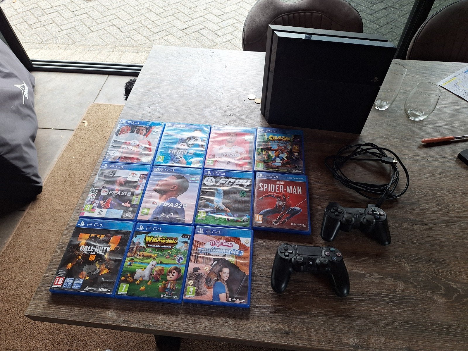 Sony playstation 4 met 11 spellen en controle


Sony playsta, ., Zwart, Ophalen of Verzenden, .