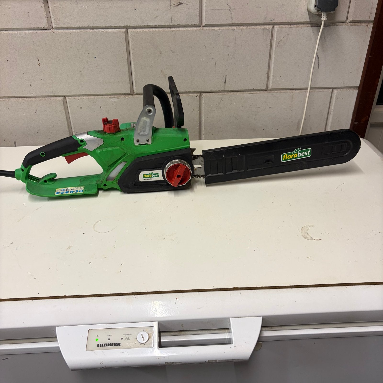 ✅Florabest elektrische kettingzaag - motorzaag, Kettingzaag, 600 tot 1200 watt, Ophalen of Verzenden, Zo goed als nieuw